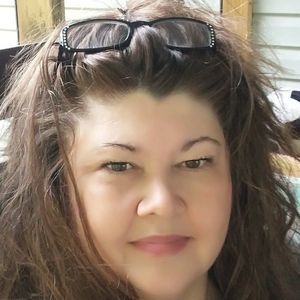 Meet your Posher, Paula